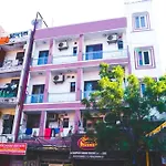 Jerry Residency - 5 Mins Away From Nizamuddin Dargah