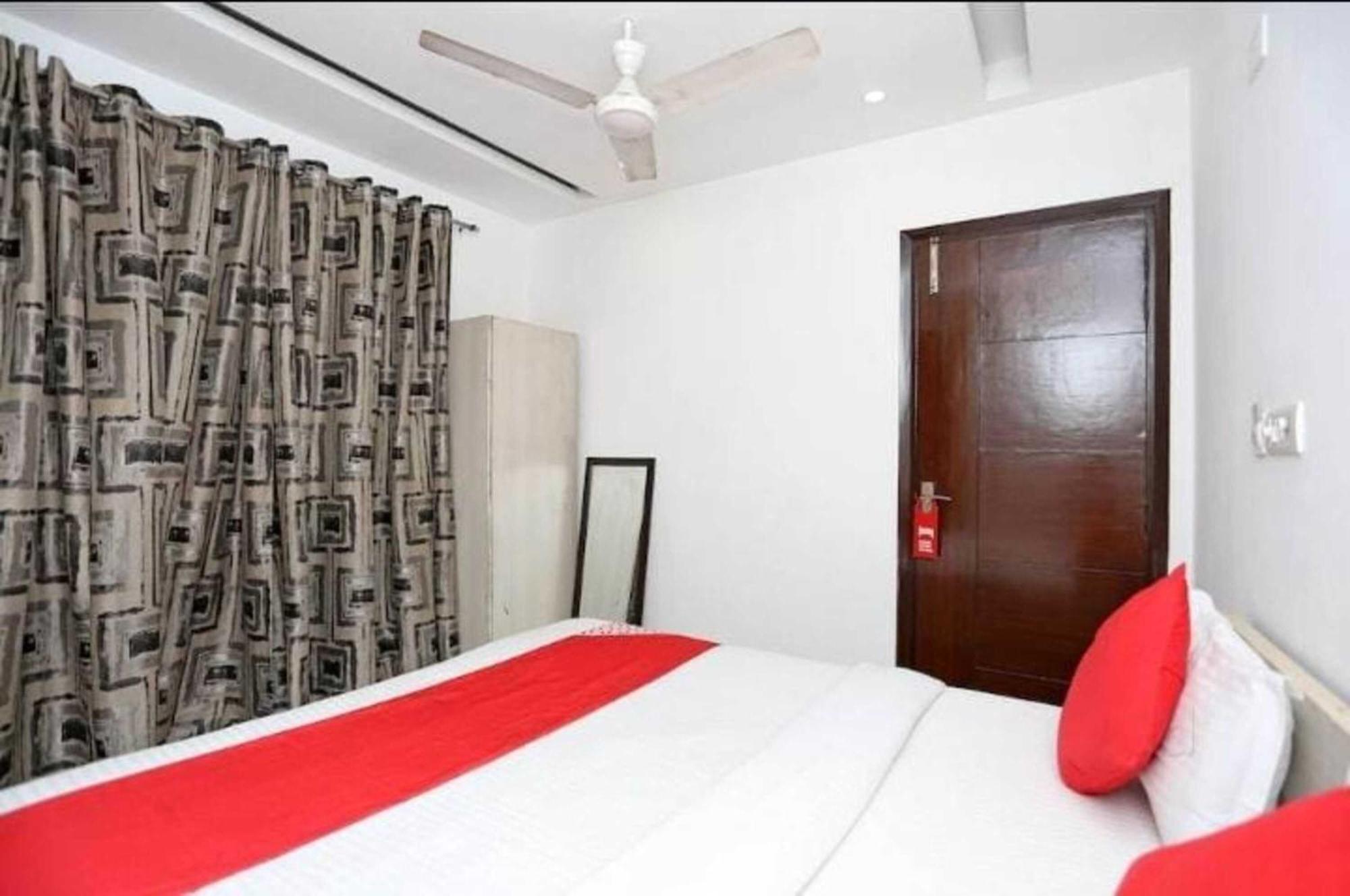 Hotel Jerry Residency - 5 Mins Away From Nizamuddin Dargah